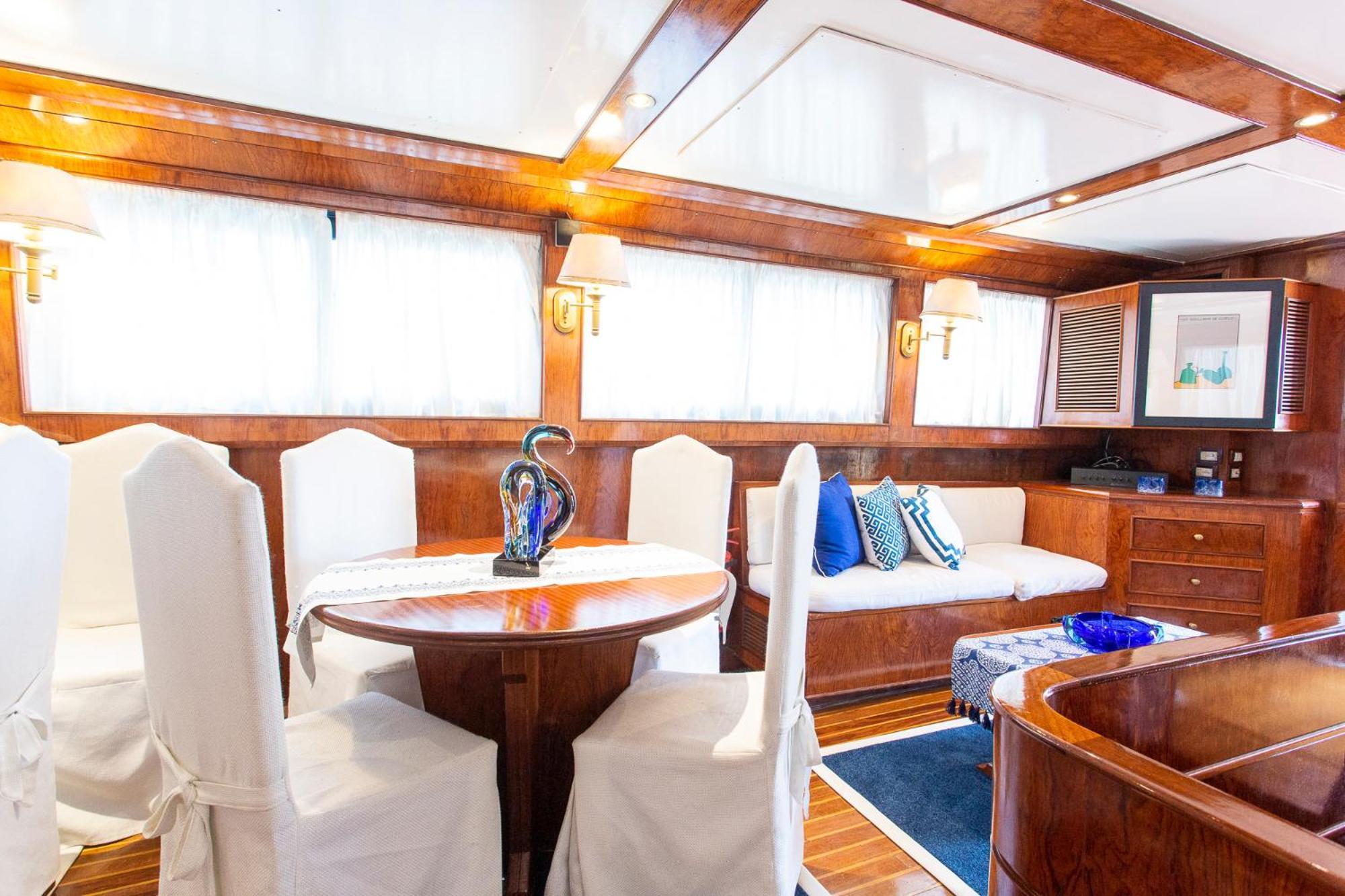 Yacht Sarah Venezia Hotel La Giudecca ภายนอก รูปภาพ